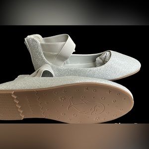 Silver/Glitter girls shoes size 5
